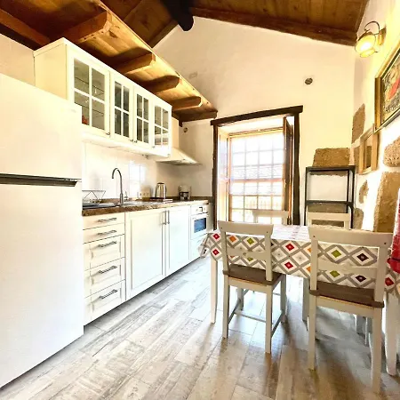 Rural House With Private Pool, Bbq, And Views Of The Atlantic Ocean In Tenerife South *