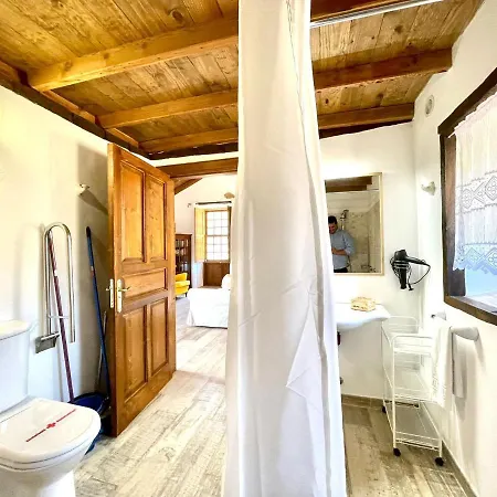 Prázdninový dům Rural House With Private Pool, Bbq, And Views Of The Atlantic Ocean In Tenerife South *