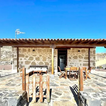 Rural House With Private Pool, Bbq, And Views Of The Atlantic Ocean In Tenerife South Prázdninový dům