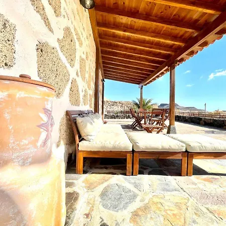 Prázdninový dům Rural House With Private Pool, Bbq, And Views Of The Atlantic Ocean In Tenerife South *