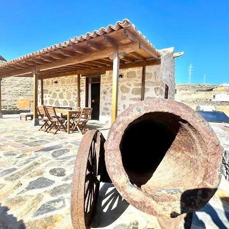 Rural House With Private Pool, Bbq, And Views Of The Atlantic Ocean In Tenerife South בית נופש סן מיגל דה אבונה