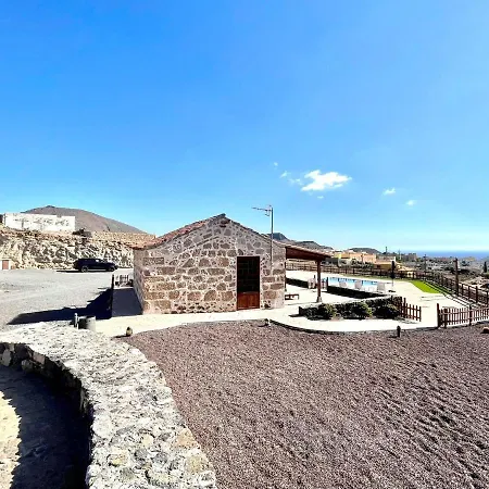 בית נופש Rural House With Private Pool, Bbq, And Views Of The Atlantic Ocean In Tenerife South
