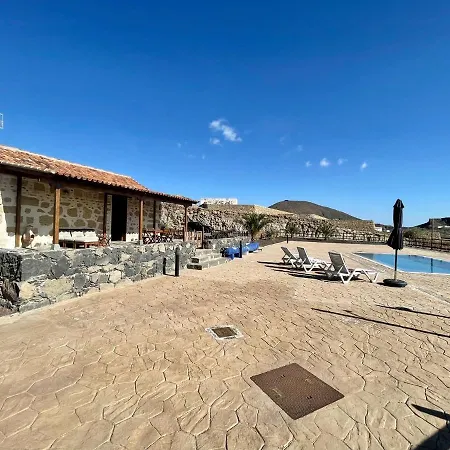 Rural House With Private Pool, Bbq, And Views Of The Atlantic Ocean In Tenerife South San Miguel de Abona