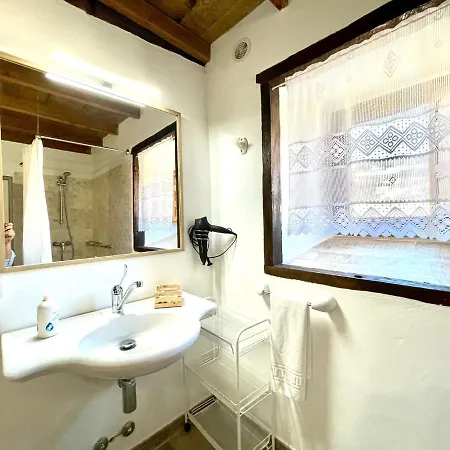 Rural House With Private Pool, Bbq, And Views Of The Atlantic Ocean In Tenerife South San Miguel de Abona